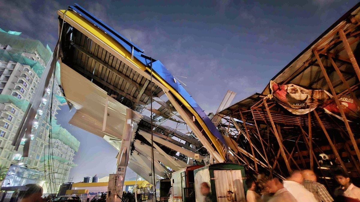 ghatkopar-hoarding-collapse-mumbai-billboard-was-operational-two-months-before-structural-stability-certificate-issued